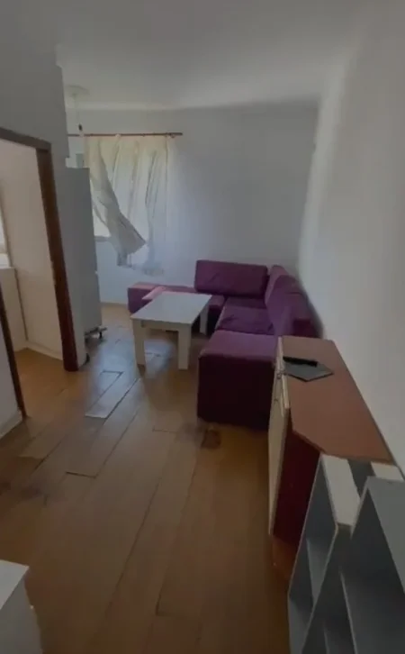 Tirane, jepet me qera apartament 1+1 Kati 2, 55 m² 330 € (Astir (Fushe Mezez))