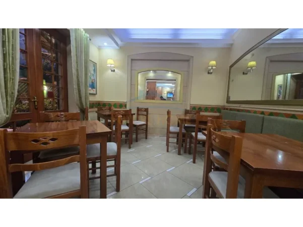 Tirane, jepet me qera ambjent biznesi Kati 0, 108 m² 2.700 € (rruga e kavajes)