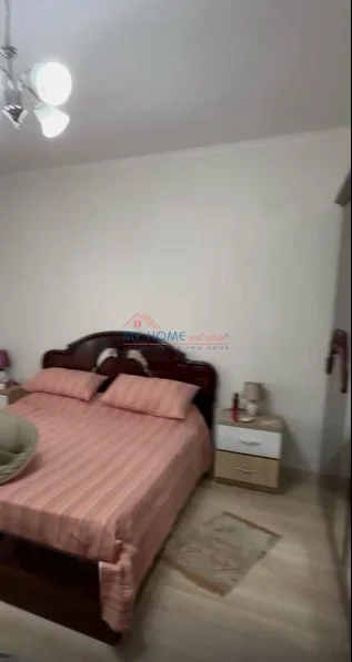Tirane, jepet me qera apartament 3+1+Ballkon Kati 3, 100 m² 800 € (Myslym Shyri)