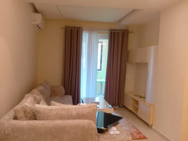 Tirane, jepet me qera apartament 1+1 Kati 2, 55 m² 420 € (Spitalet QSUT Amerikan 2)