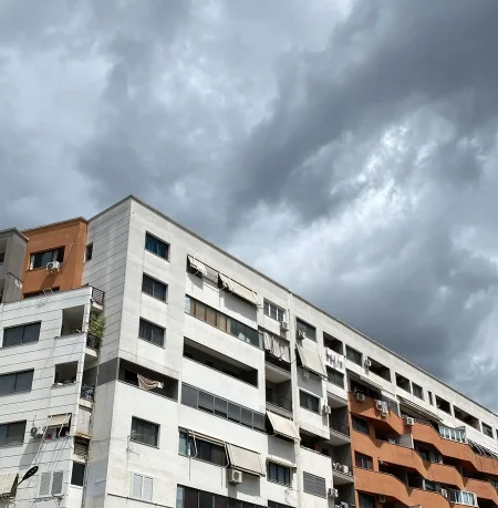 Tirane, shitet apartament 1+1+Ballkon Kati 3, 60 m² 137.000 € (Bulevardi Migjeni)