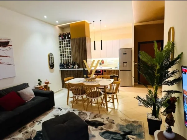 Tirane, jepet me qera apartament 1+1+Ballkon Kati 1, 70 m² 670 € (KODRA E DIELLIT)