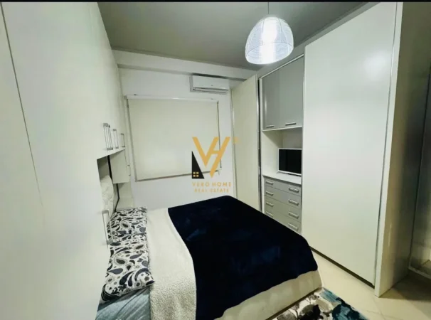 Tirane, jepet me qera apartament 1+1+Ballkon Kati 1, 70 m² 670 € (KODRA E DIELLIT)