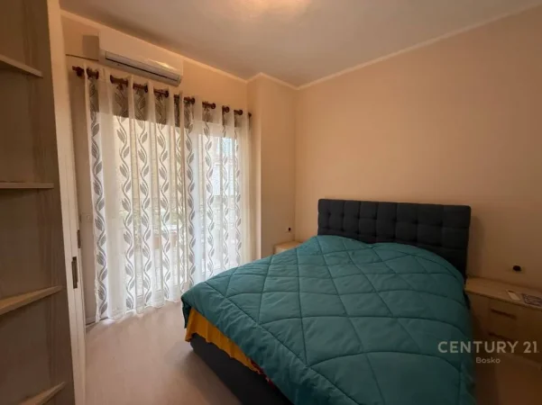 Tirane, jepet me qera apartament 1+1 Kati 2, 79 m² 600 € (kodra e diellit)