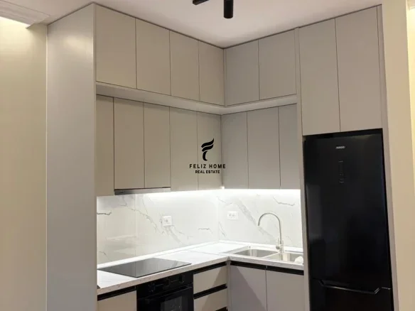 Tirane, jepet me qera apartament 1+1+Ballkon Kati 6, 75 m² 530 € (LAPRAKE)