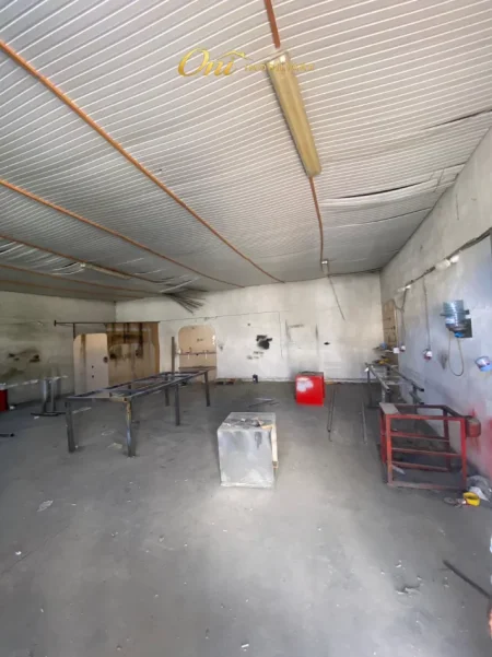 Tirane, jepet me qera magazine , 200 m² 800 € (BIRRA KAON)