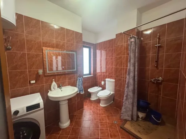 Tirane, shitet apartament 2+1 Kati 6, 103 m² 155.000 € (Yzberisht)