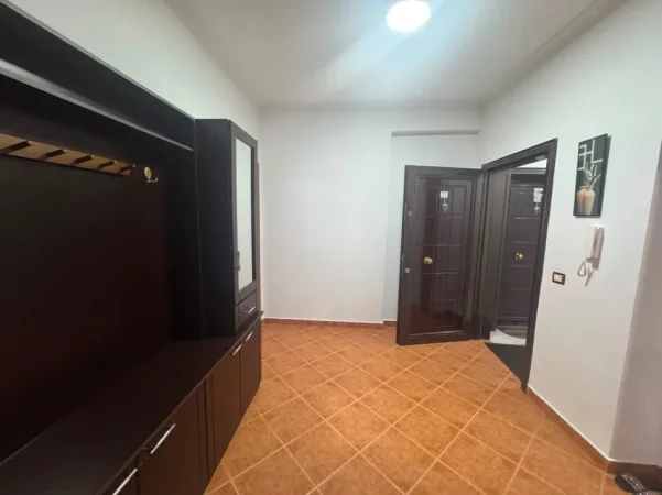 Tirane, shitet apartament 2+1 Kati 6, 103 m² 155.000 € (Yzberisht)