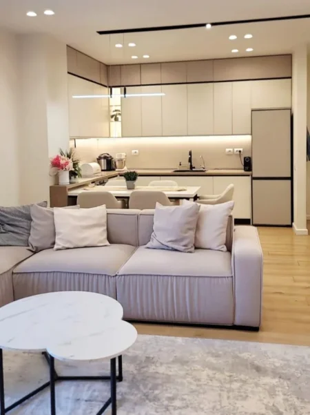Tirane, shitet apartament 2+1 , 103 m² 273.000 € (Stacionit Trenit)