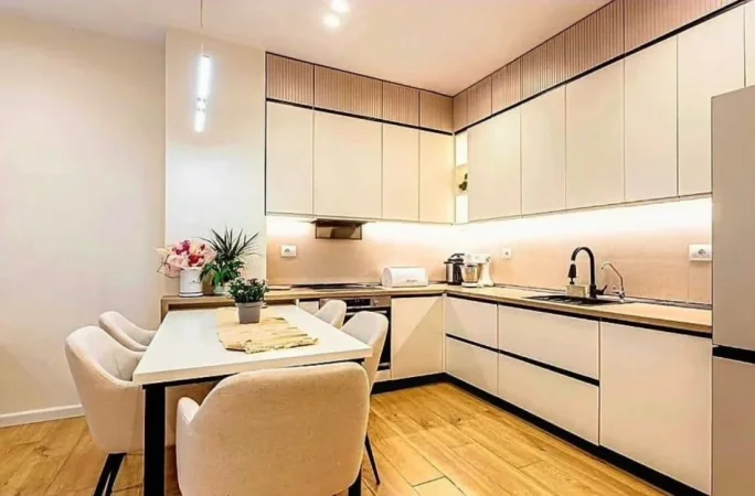 Tirane, shitet apartament 2+1 , 103 m² 273.000 € (Stacionit Trenit)