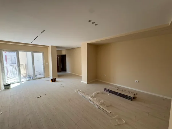 Tirane, shitet apartament 3+1 Kati 7, 125 m² (zogu i zi)