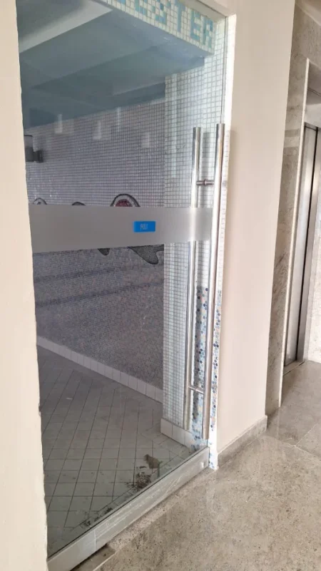 Tirane, shes aksesore OKAZION. MBYLLET HOTEL ☆☆☆☆ SHITEN 10 DYER XHAMI PËRMASA TË NDRYSHME, ME/PA SENSOR.