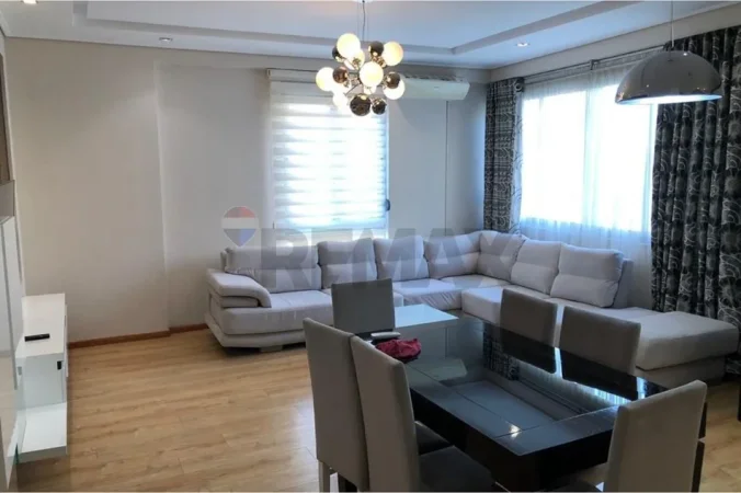 Tirane, jepet me qera apartament 3+1+Ballkon , 96 m² 800 € (Kodra e Diellit)
