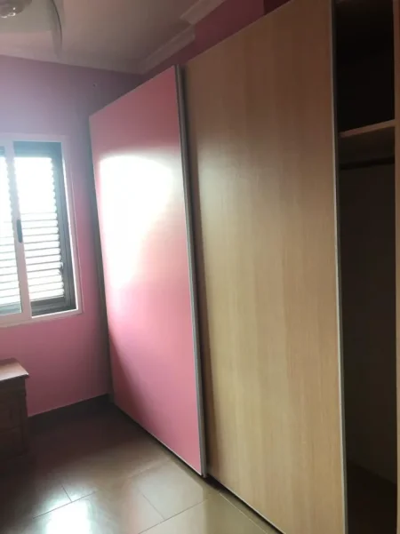 Tirane, jepet me qera apartament 2+1 , 105 m² 650 € (Qender)