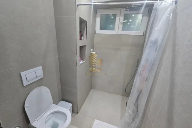 Tirane, shitet apartament 2+1+Ballkon Kati 2, 76 m² 220.000 € (Brryli)
