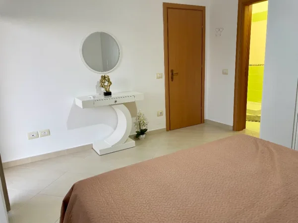 Vlore - Lungomare, apartament+verande/Penthouse