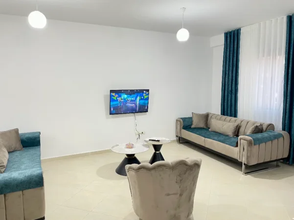 Vlore - Lungomare, apartament+verande/Penthouse