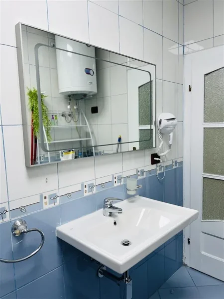 Tirane, shitet apartament 1+1 Kati 4, 65 m² 206.000 € (Stadiumi Dinamo)