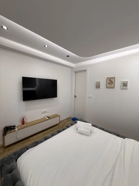 Tirane, jepet me qera apartament 1+1 Kati 1, 40 m² 550 € (21 Dhjetori)