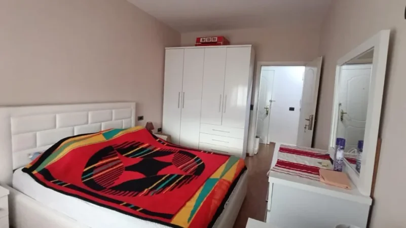 Tirane, jepet me qera apartament 1+1 Kati 5, 60 m² 400 € (Tregu Elektrik)