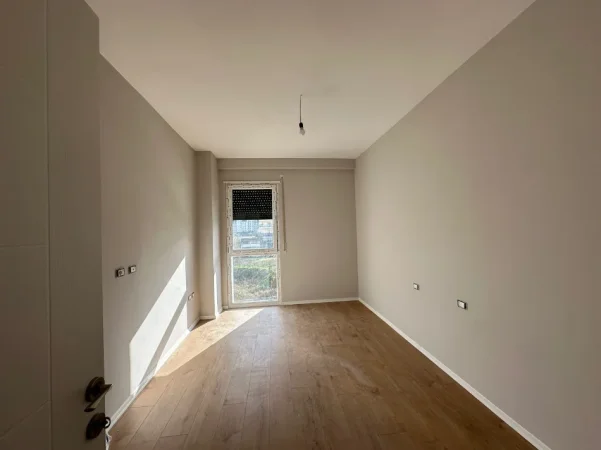 Tirane, jepet me qera apartament 2+1 Kati 2, 1 m² 500 € (RRUGA JORDAN MISJA, KOMPLEKSI BERMON)