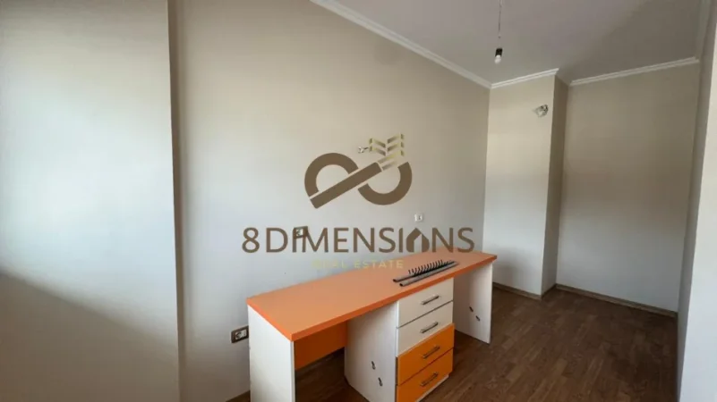 Tirane, jepet me qera zyre Kati 3, 120 m² 800 € (astir)