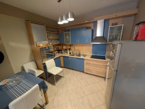 Tirane, jepet me qera apartament 1+1 Kati 4, 67 m² 600 € (kika 1)