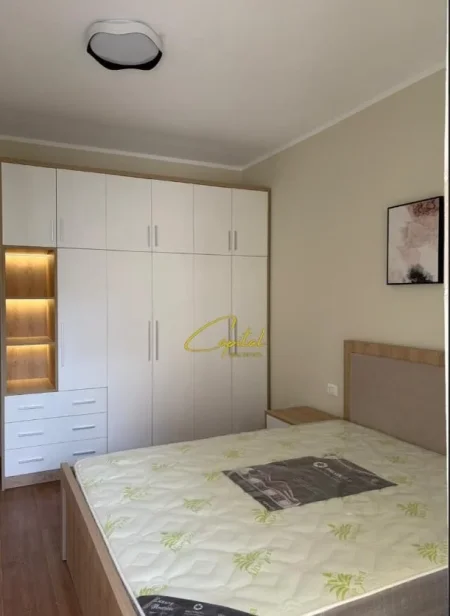 Tirane, jepet me qera apartament 1+1 Kati 6, 75 m² 530 € (KOMPLEKSI AURA)