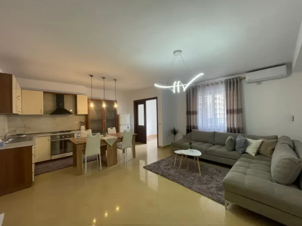 Tirane, jepet me qera apartament 2+1 Kati 4, 100 m², 70.000 leke (Bulevard Zogu i Pare)