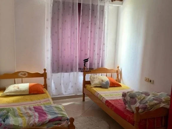 Tirane, jepet me qera apartament 3+1 Kati 2, 120 m² 550 € (JORDAN MISJA)
