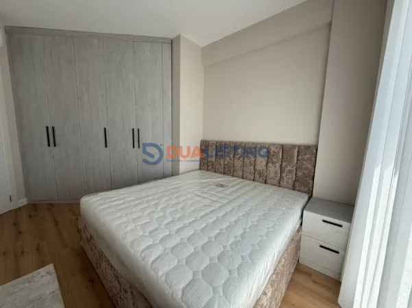 Tirane, jepet me qera apartament 1+1+Aneks+Ballkon Kati 3, 65 m² 750 € (kopshti botanik)