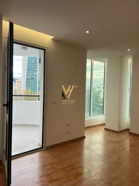 Tirane, jepet me qera zyre Kati 6, 190 m² 2.000 € (AIR ALBANIA)