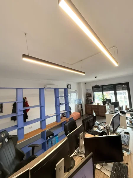 Tirane, jepet me qera zyre Kati 9, 125 m² 900 € 