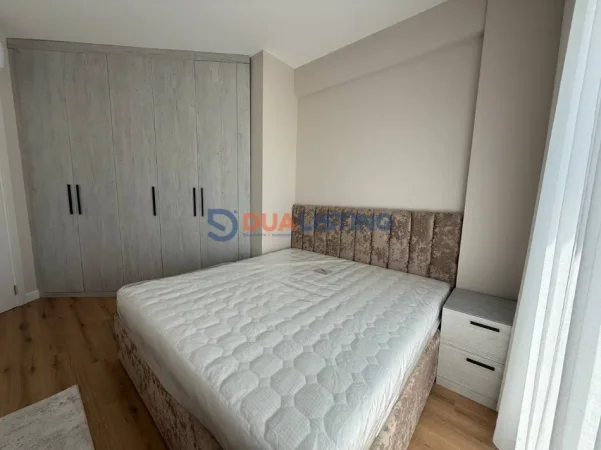 Tirane, jepet me qera apartament 1+1 Kati 3, 65 m² 750 € (liqeni i thate , Kopshti Botanik)