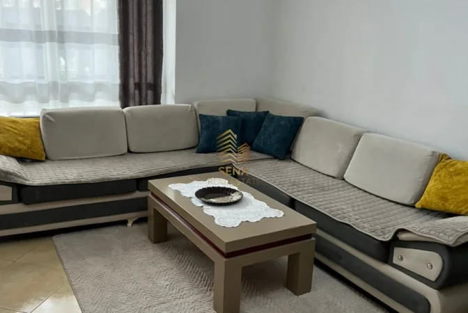 Tirane, jepet me qera apartament 2+1+Ballkon Kati 2, 120 m² 430 € (Fresk)