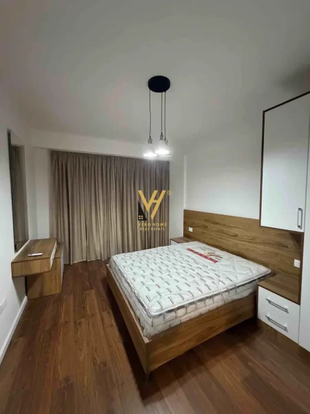 Tirane, jepet me qera apartament 1+1+Ballkon Kati 5, 70 m² 520 € (ASTIR)