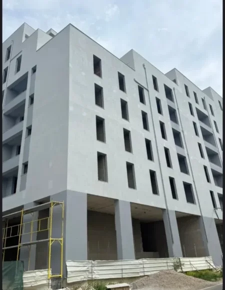 Tirane, shitet apartament 2+1 Kati 5, 111 m² 172000 € (Ali Demi)