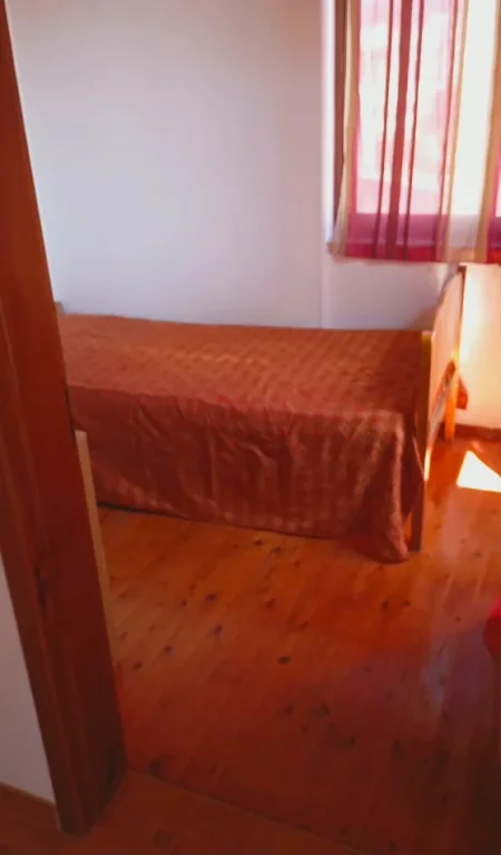 Tirane, jepet me qera apartament 2+1 Kati 4, 100 m² 450 € (Kodra e Priftit)