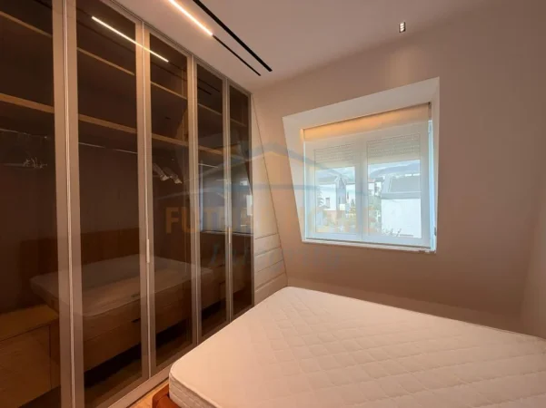 Tirane, jepet me qera apartament 2+1+2 Kati 3, 105 m² 1900 € (Joy Residence, TEG)