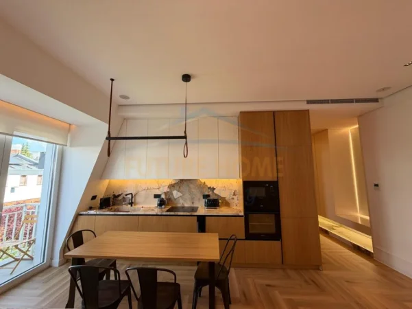 Tirane, jepet me qera apartament 2+1+2 Kati 3, 105 m² 1900 € (Joy Residence, TEG)