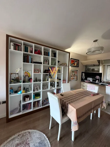 Tirane, shitet apartament 2+1+Ballkon Kati 3, 97 m² 276.000 € (RRUGA E ELBASANIT)