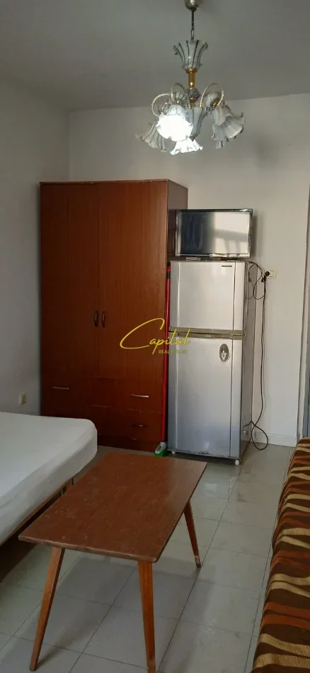 Tirane, jepet me qera garsonier 1+1 Kati 4, 25 m² 350 € (BULEVARDI ZOGU I)