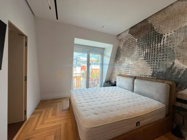 Tirane, jepet me qera apartament 2+1 Kati 3, 105 m² 2.000 € (JOY RESIDENCE)