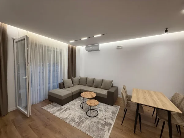 Tirane, jepet me qera apartament 2+1 Kati 2, 65 m² 520 € (Rruga Gryka e Kacanikut)