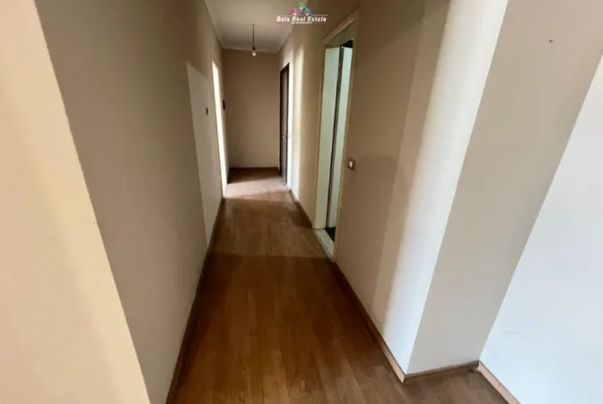 Tirane, jepet me qera zyre Kati 3, 130 m² 840 € (Rruga Teodor Keko)
