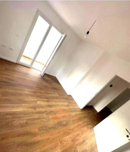 Tirane, shes apartament 2+1 70 m² 105.000 Euro (Rruga Bardhyl,Bar Oslo)
