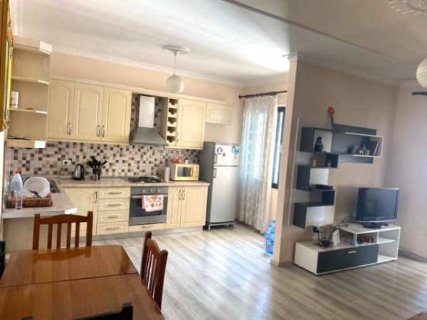 Tirane, shes apartament 2+1 104 m² 115.000 Euro (KMY, Yzberisht)