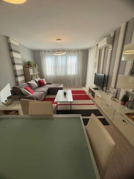 Tirane, shes apartament 2+1+BLK Kati 3, 95 m² 200.000 Euro (Liqeni i Thatë)