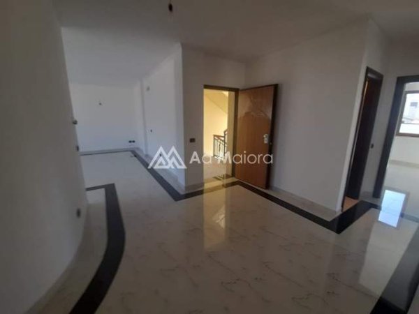 Durres, shitet apartament 3+1+BLK Kati 5, 145 m² 98.000 Euro (durres lagjja 8)