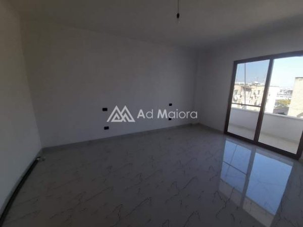 Durres, shitet apartament 3+1+BLK Kati 5, 145 m² 98.000 Euro (durres lagjja 8)